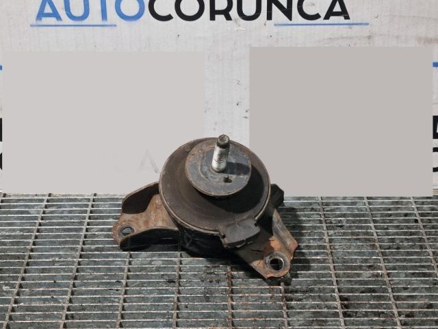 bontott KIA SPORTAGE Tartó Bak