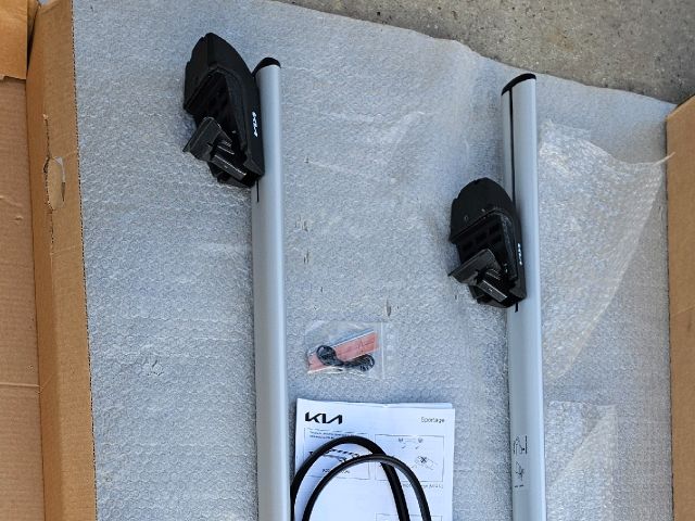 bontott KIA SPORTAGE Tetőcsomagtartó