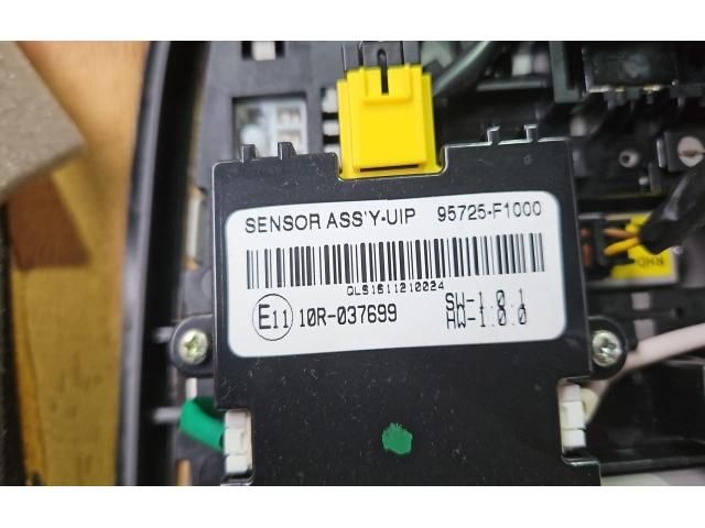 bontott KIA SPORTAGE Tetőkárpit