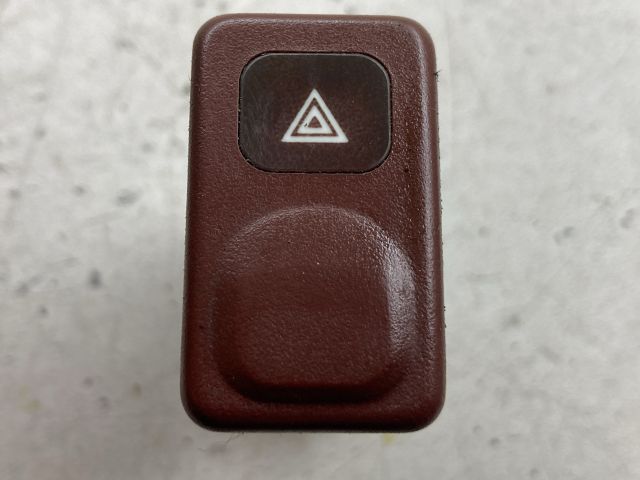 bontott KIA SPORTAGE Vészvillogó Kapcsoló