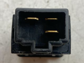 bontott KIA SPORTAGE Vészvillogó Kapcsoló