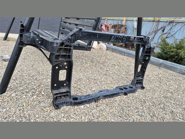 bontott KIA SPORTAGE Vízhűtő Radiátor Tartó