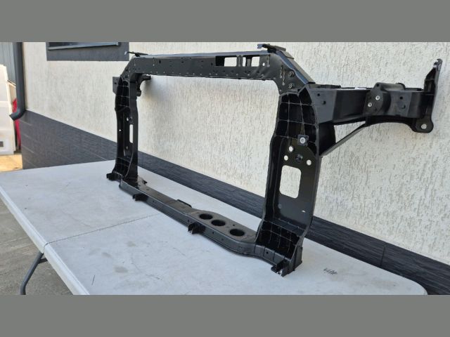 bontott KIA SPORTAGE Vízhűtő Radiátor Tartó