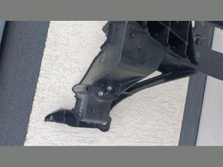 bontott KIA SPORTAGE Vízhűtő Radiátor Tartó