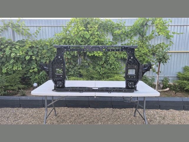 bontott KIA SPORTAGE Vízhűtő Radiátor Tartó