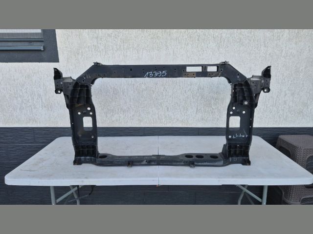 bontott KIA SPORTAGE Vízhűtő Radiátor Tartó