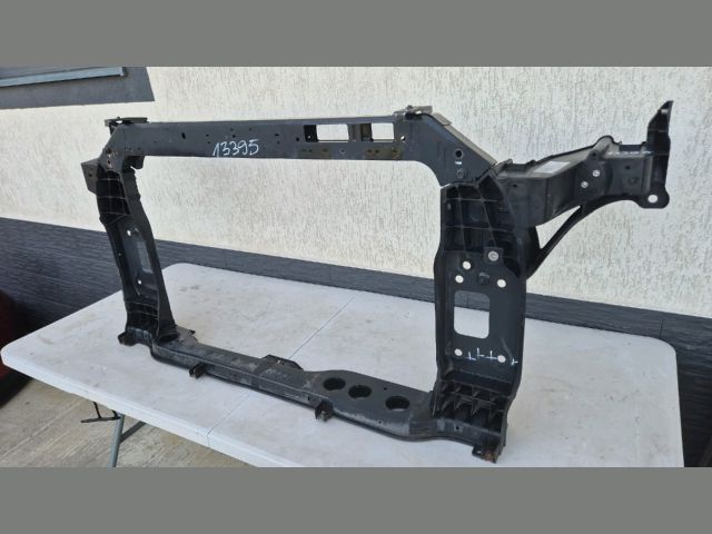 bontott KIA SPORTAGE Vízhűtő Radiátor Tartó