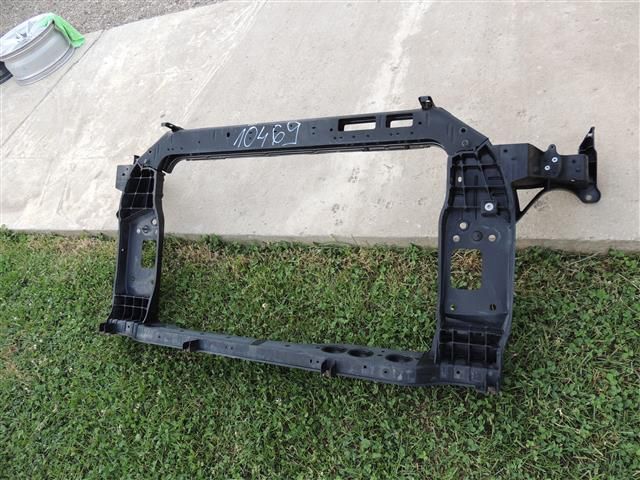 bontott KIA SPORTAGE Vízhűtő Radiátor Tartó