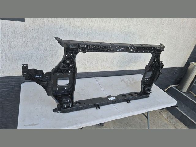 bontott KIA SPORTAGE Vízhűtő Radiátor Tartó