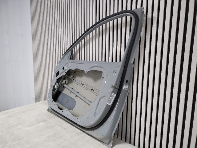 bontott KIA STINGER Jobb első Ajtó (Üres lemez)