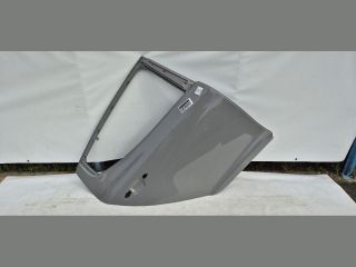 bontott KIA STINGER Jobb hátsó Ajtó (Üres lemez)