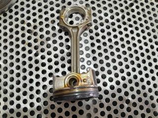 bontott KIA STONIC Dugattyú