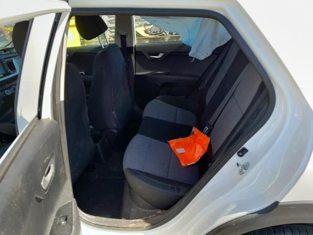 bontott KIA STONIC Hengerfej