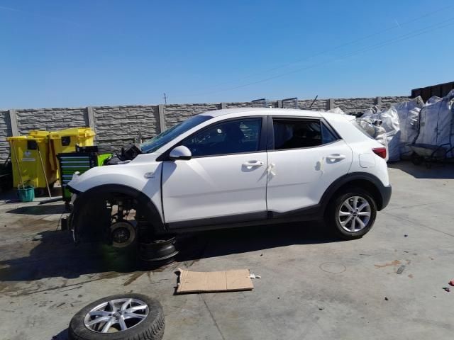 bontott KIA STONIC Hengerfej