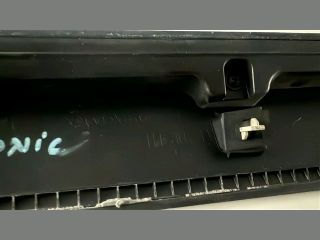 bontott KIA STONIC Bal első Ajtó Díszléc