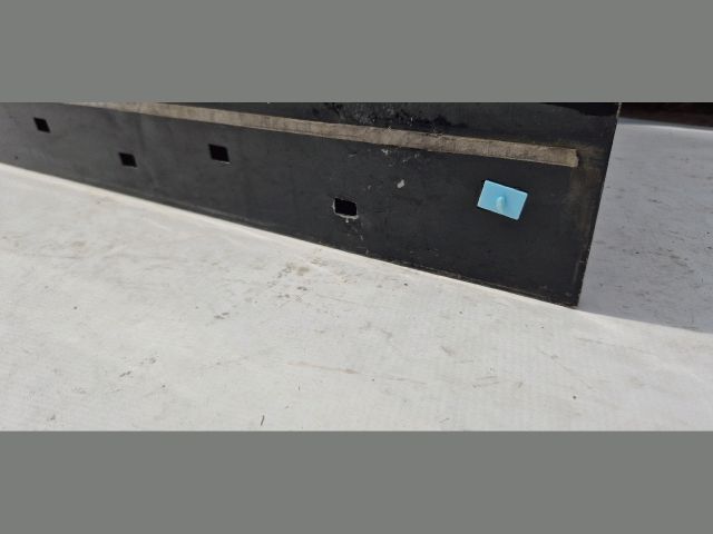 bontott KIA STONIC Bal első Ajtó (Üres lemez)