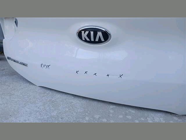 bontott KIA STONIC Csomagtérajtó (Üres lemez)