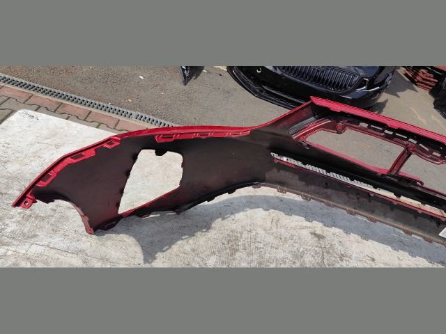 bontott KIA STONIC Első Lökhárító (Üresen)