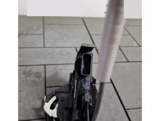 bontott KIA STONIC Jobb hátsó Ajtózár