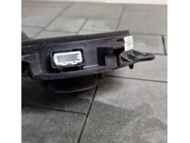 bontott KIA STONIC Jobb hátsó Hangszóró