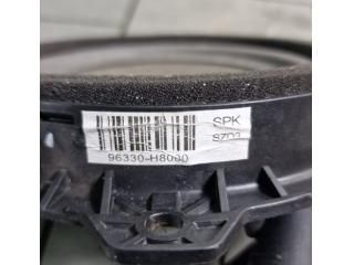 bontott KIA STONIC Jobb hátsó Hangszóró