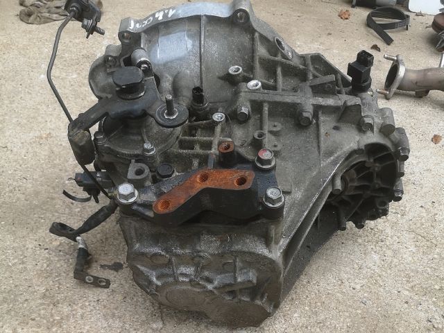 bontott KIA VENGA Váltó (Mechanikus)