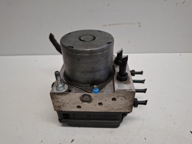 bontott KIA VENGA ABS Kocka