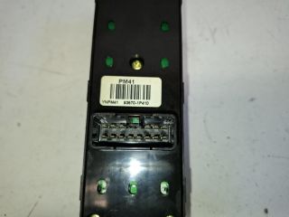 bontott KIA VENGA Bal első Ablakemelő Kapcsoló