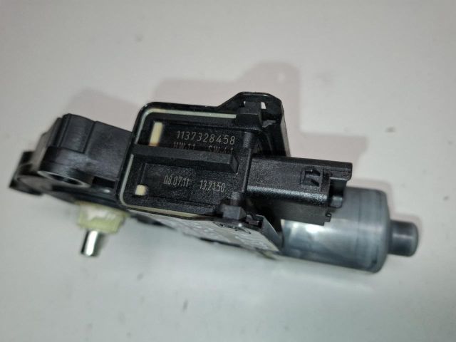 bontott KIA VENGA Bal első Ablakemelő Motor