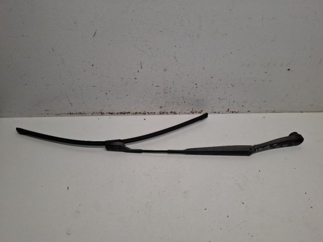 bontott KIA VENGA Bal első Ablaktörlő Kar