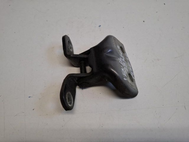 bontott KIA VENGA Bal első Alsó Zsanér