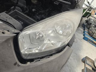 bontott KIA VENGA Bal Fényszóró