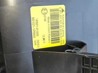 bontott KIA VENGA Bal Fényszóró