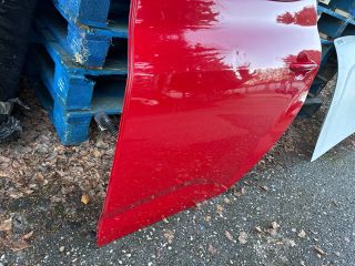 bontott KIA VENGA Bal hátsó Ajtó (Részeivel)