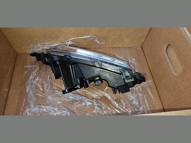 bontott KIA VENGA Bal Ködfényszóró