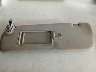 bontott KIA VENGA Bal Napellenző