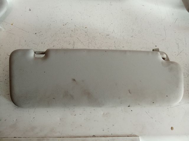 bontott KIA VENGA Bal Napellenző