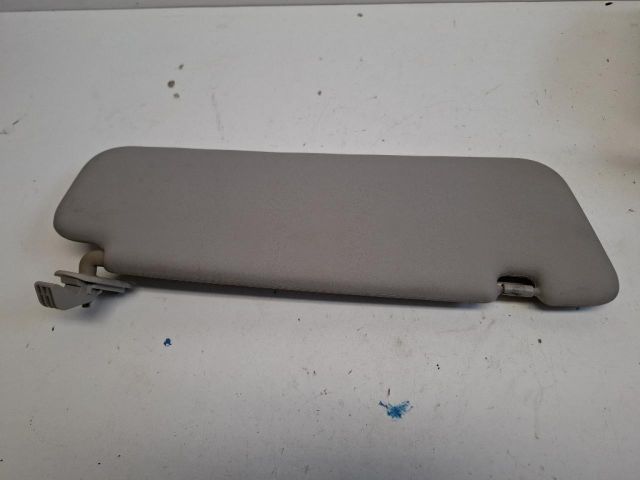 bontott KIA VENGA Bal Napellenző