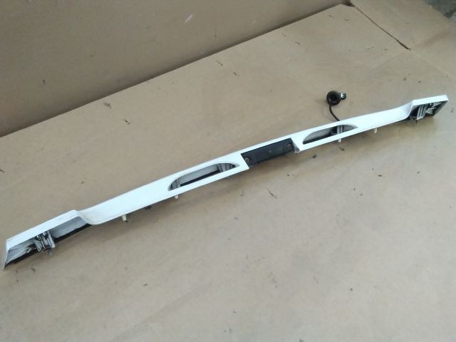 bontott KIA VENGA Csomagtérajtó Díszléc