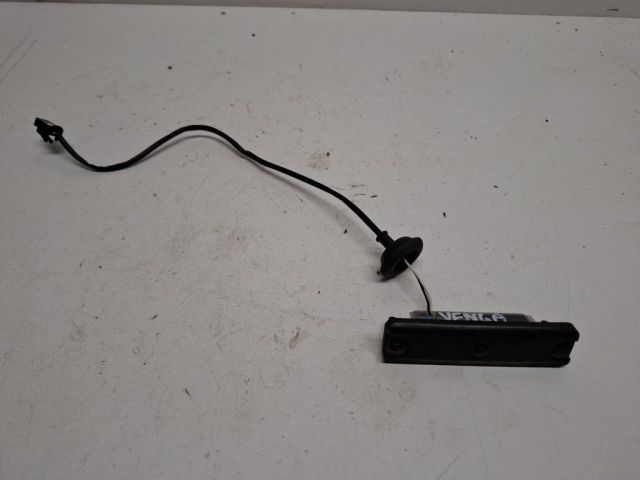 bontott KIA VENGA Csomagtérajtó Kilincs