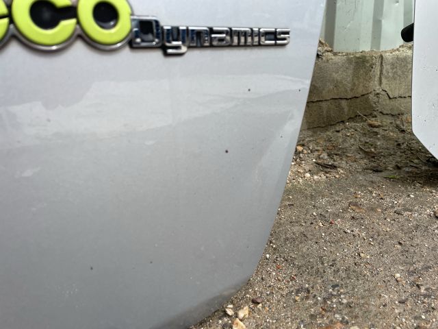 bontott KIA VENGA Csomagtérajtó (Részeivel)