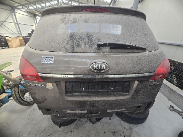 bontott KIA VENGA Csomagtérajtó (Üres lemez)