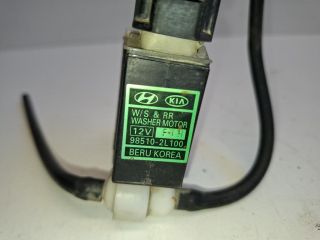 bontott KIA VENGA Első Ablakmosó Szivattyú