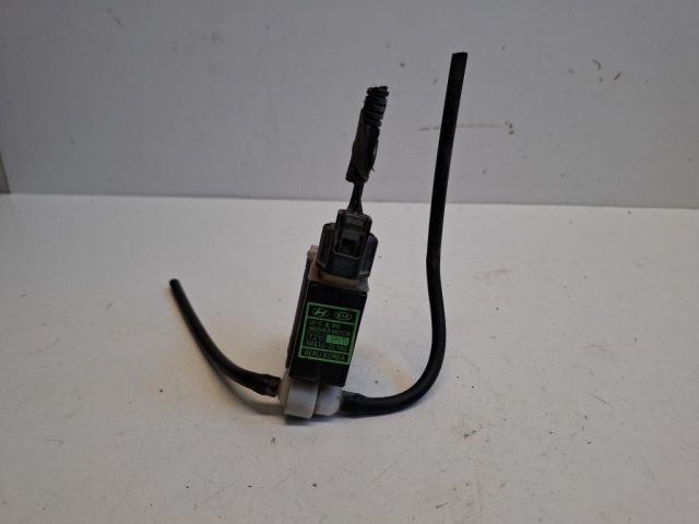 bontott KIA VENGA Első Ablakmosó Szivattyú