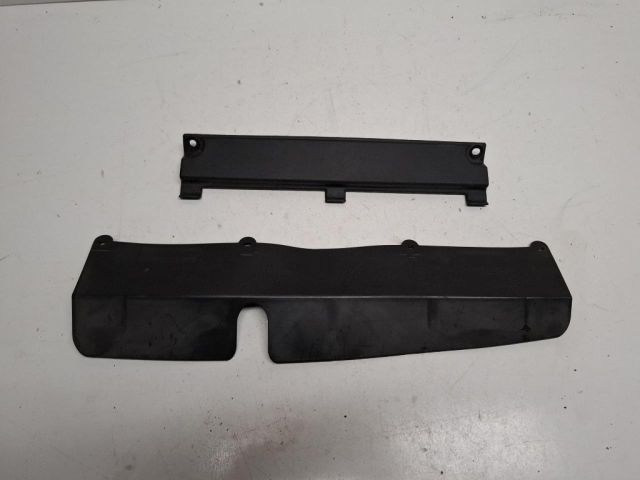 bontott KIA VENGA Felső Hűtő Légterelő