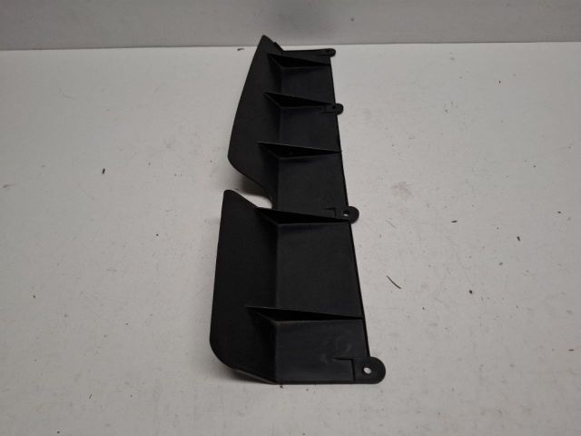 bontott KIA VENGA Felső Hűtő Légterelő