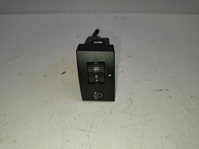 bontott KIA VENGA Fényszórómagasság Állító Kapcsoló