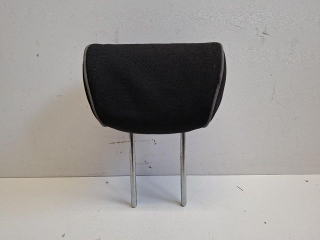 bontott KIA VENGA Hátsó középső Fejtámla