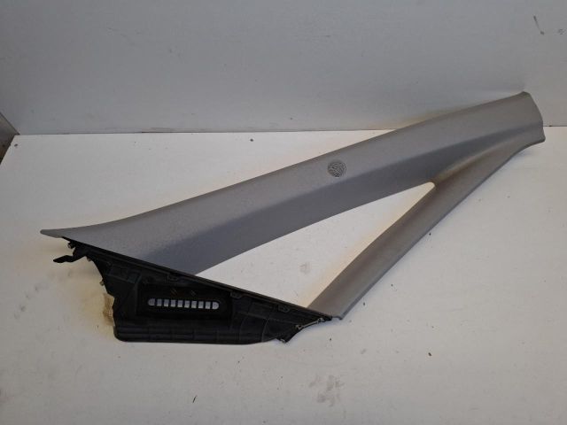 bontott KIA VENGA Jobb A Oszlop Burkolat