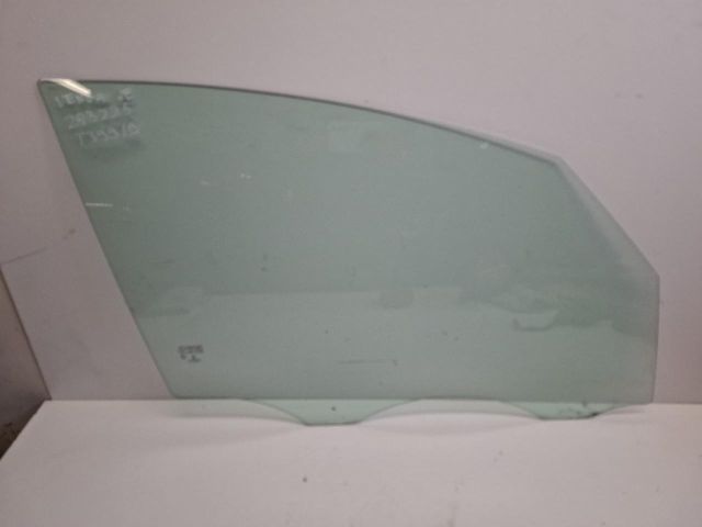 bontott KIA VENGA Jobb első Ablak